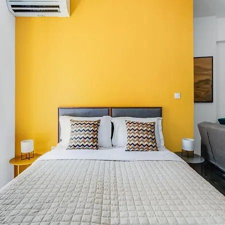Luxury Apartments In The Heart Of The City Athens Exterior photo