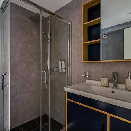 Luxury Apartments In The Heart Of The City Athens Exterior photo